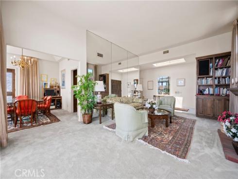 21  Beachcomber   Drive, Corona del Mar, CA