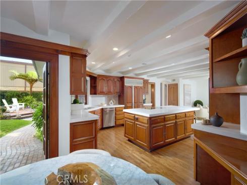 2800  Ocean   Boulevard, Corona del Mar, CA