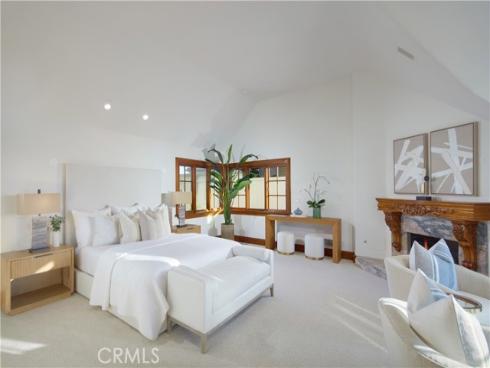 2800  Ocean   Boulevard, Corona del Mar, CA