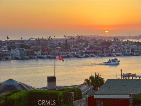 2800  Ocean   Boulevard, Corona del Mar, CA