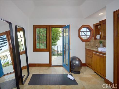 2800  Ocean   Boulevard, Corona del Mar, CA