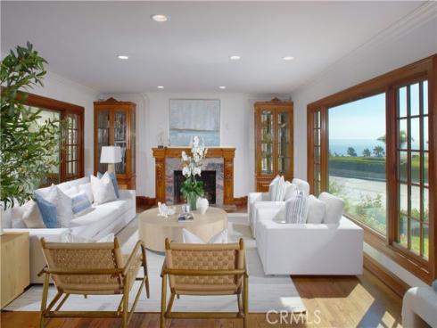 2800  Ocean   Boulevard, Corona del Mar, CA