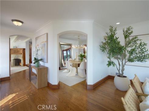 2800  Ocean   Boulevard, Corona del Mar, CA