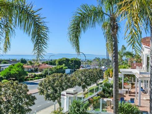 19 Harbor Pointe , Corona del Mar, CA