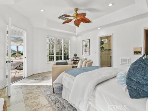 19 Harbor Pointe , Corona del Mar, CA