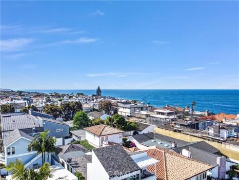310  Marigold  , Corona del Mar, CA
