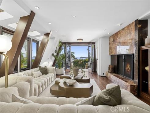 3150  Breakers  , Corona del Mar, CA