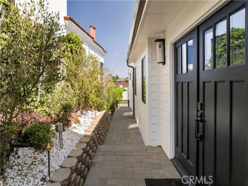 408 Hazel Drive, Corona del Mar, CA