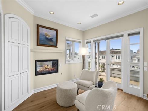 304  Marigold  , Corona del Mar, CA