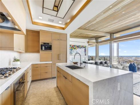 1231  Dolphin  , Corona del Mar, CA