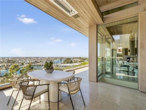 1231  Dolphin  , Corona del Mar, CA