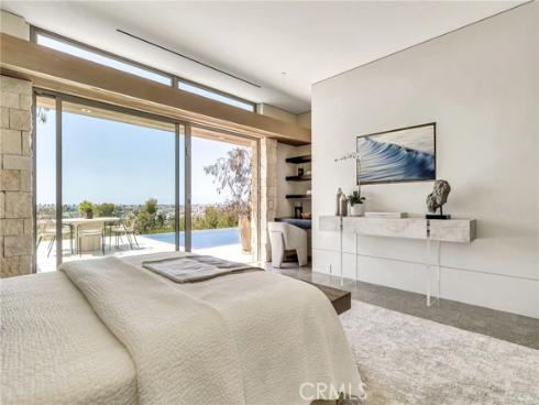1231  Dolphin  , Corona del Mar, CA
