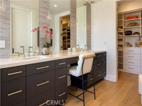 304  Goldenrod   Avenue, Corona del Mar, CA