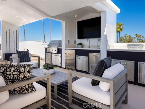 304  Goldenrod   Avenue, Corona del Mar, CA