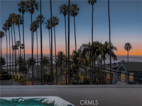 304  Goldenrod   Avenue, Corona del Mar, CA