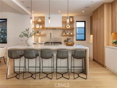 304  Goldenrod   Avenue, Corona del Mar, CA