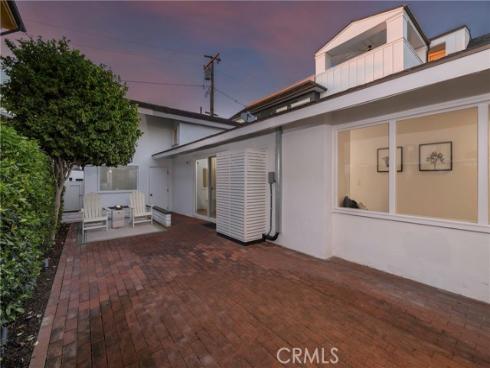 221 Larkspur Avenue, Corona del Mar, CA