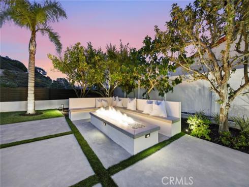 6  Monterey   Circle, Corona del Mar, CA