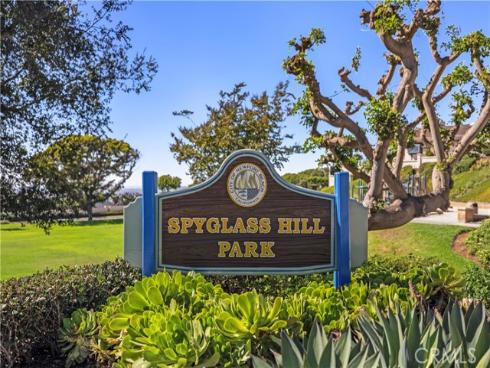 6  Monterey   Circle, Corona del Mar, CA