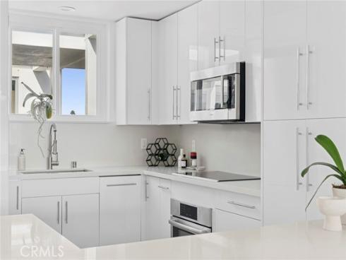 775 Avocado , Corona del Mar, CA