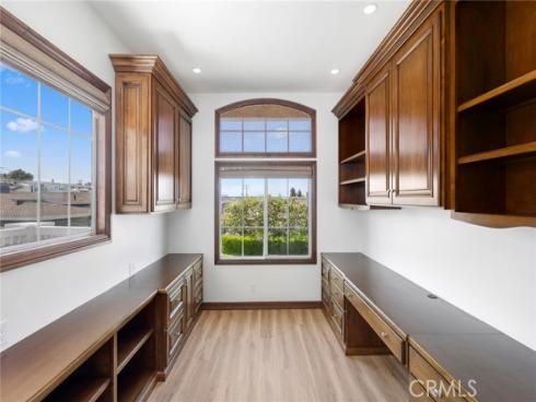 3611  Daffodil  38  Avenue, Corona del Mar, CA
