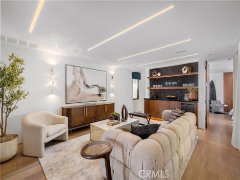2516 Ocean Boulevard, Corona del Mar, CA