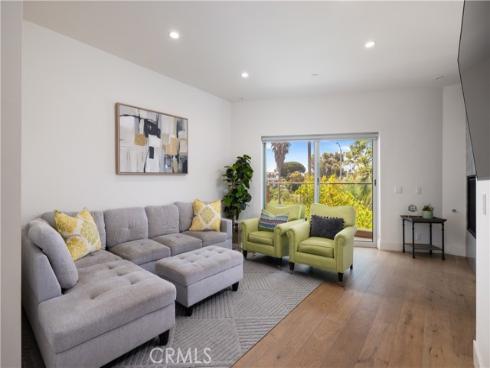 3920 E Coast Highway  , Corona del Mar, CA