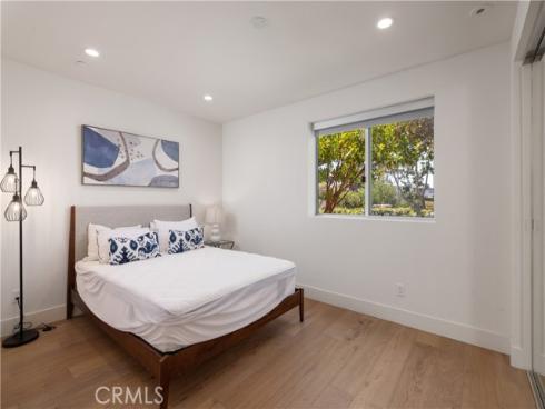 3920 E Coast Highway  , Corona del Mar, CA