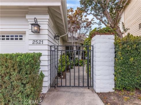 2521  Point Del Mar  , Corona del Mar, CA