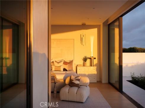 2519 Harbor View Drive, Corona del Mar, CA