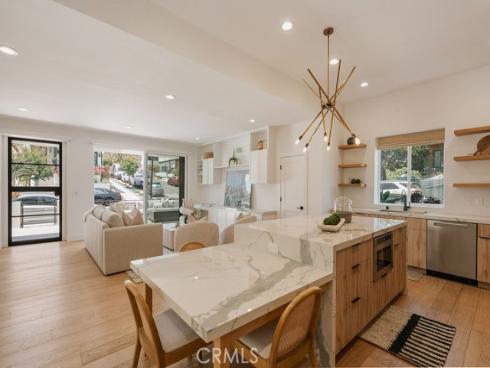 520  Iris  , Corona del Mar, CA