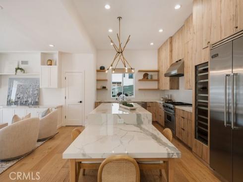 520  Iris  , Corona del Mar, CA