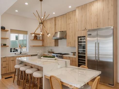 520  Iris  , Corona del Mar, CA