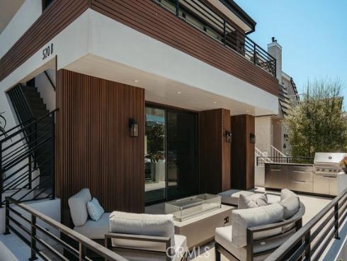 520  Iris  , Corona del Mar, CA