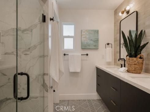 520  Iris  , Corona del Mar, CA