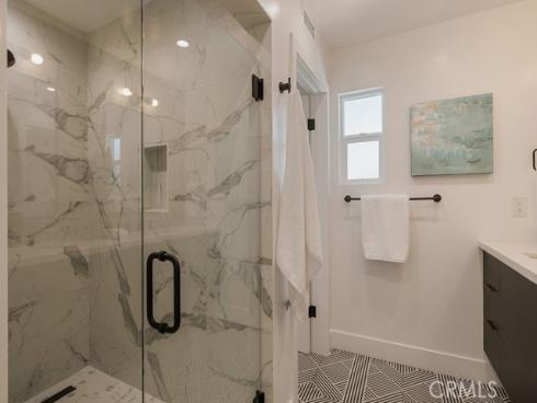 520  Iris  , Corona del Mar, CA