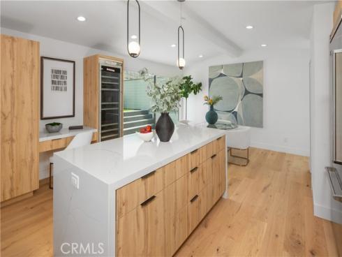 520  Iris  , Corona del Mar, CA