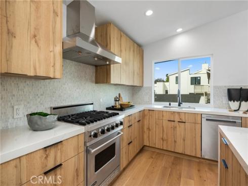 520  Iris  , Corona del Mar, CA