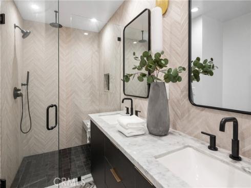 520  Iris  , Corona del Mar, CA