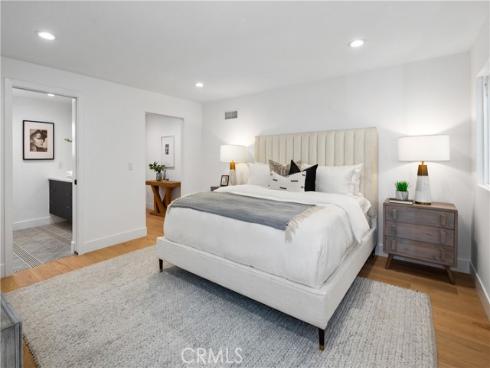 520  Iris  , Corona del Mar, CA