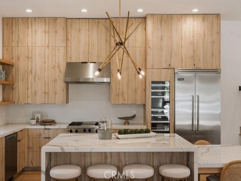 520  Iris  , Corona del Mar, CA