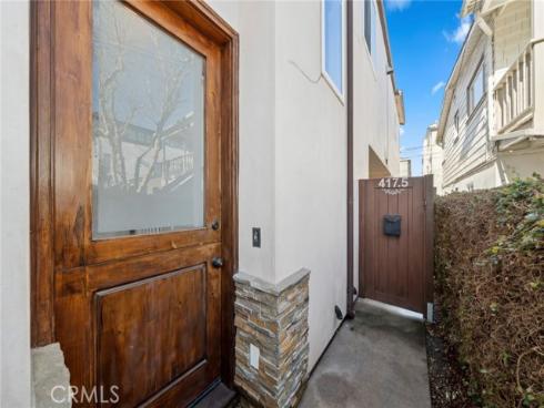 417 Poinsettia Avenue, Corona del Mar, CA