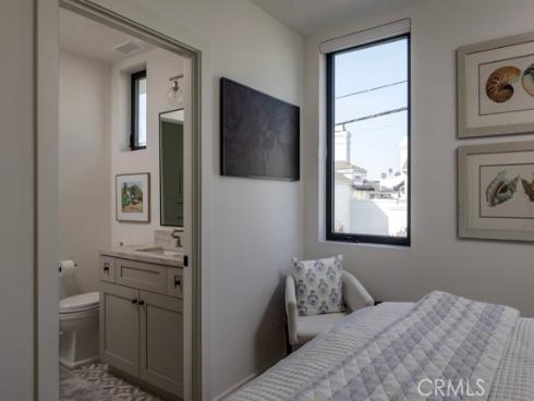 419  Goldenrod   Avenue, Corona del Mar, CA