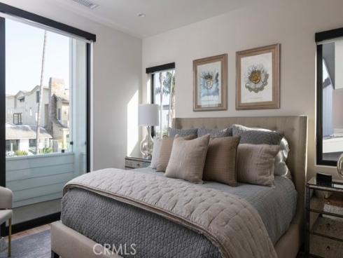 419  Goldenrod   Avenue, Corona del Mar, CA