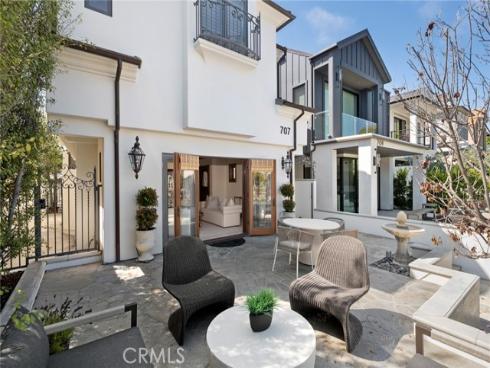 707  Larkspur   Avenue, Corona del Mar, CA
