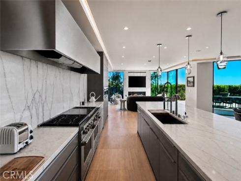 2928  Ocean  , Corona del Mar, CA