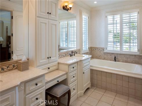 223 Marigold Avenue, Corona del Mar, CA
