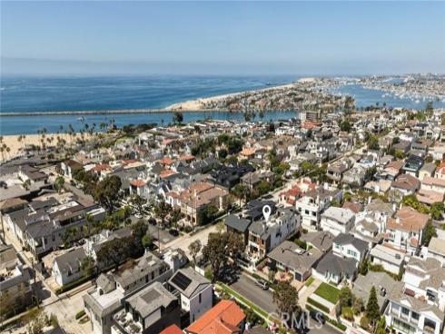 303  Jasmine   Avenue, Corona del Mar, CA