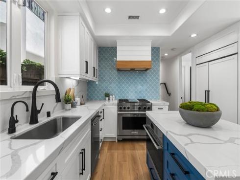 2508  Ocean   Boulevard, Corona del Mar, CA