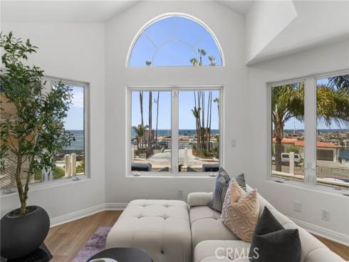 2508  Ocean   Boulevard, Corona del Mar, CA